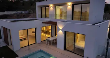 Casa 4 habitaciones en Alfaz del Pi, España