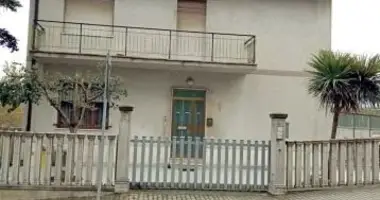 6 room apartment in Terni, Italy