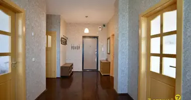 Wohnung 3 zimmer in Maladsetschna, Weißrussland