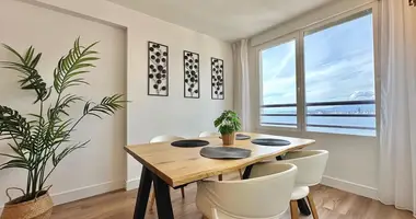 Wohnung 2 Schlafzimmer in Benidorm, Spanien