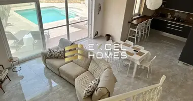 6 bedroom house in Xewkija, Malta