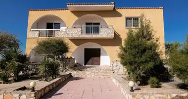 Villa 5 bedrooms in Ayia Napa, Cyprus