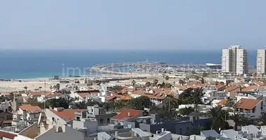 5 room apartment in Ashdod, Israel