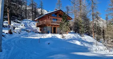 Villa 2 bedrooms in Sestriere, Italy