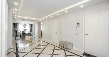 6 room apartment in Minsk, Belarus