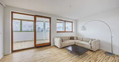 Коммерческое помещение 103 м² в Варшава, Польша