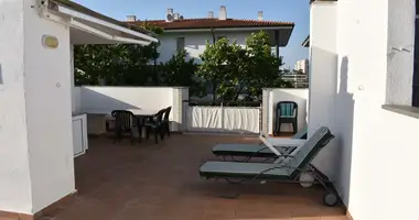 Wohnung 2 Schlafzimmer in Castell-Platja d Aro, Spanien