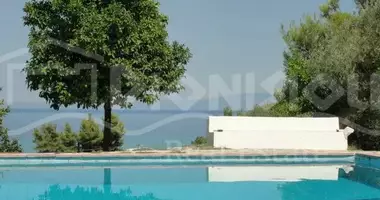 3 bedroom house in Polychrono, Greece