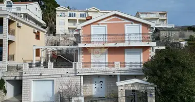 Casa 2 habitaciones en Zelenika-Kuti, Montenegro