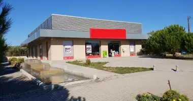 Gewerbefläche 600 m² in Moudania Olivenhaine, Griechenland