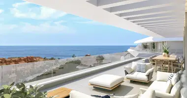 3 bedroom apartment in Estepona, Spain