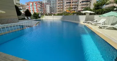 1 room apartment with double glazed windows, with balcony, with furniture in Mahmutlar, Turkey