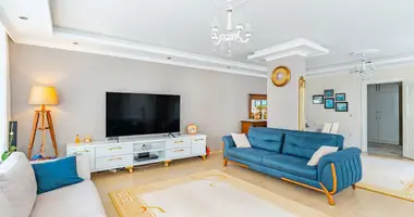 Mieszkanie 5 pokojów w Alanya, Turcja