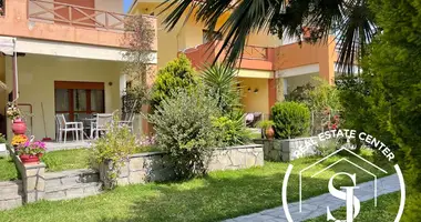 Adosado Adosado 20 habitaciones con Balcón, con Amueblado, con Aire acondicionado en Pefkochori, Grecia