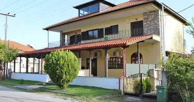 Commercial property 310 m² in Katerini, Greece