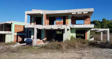 Dom wolnostojący 7 pokojów w Gmina Kassandra, Grecja