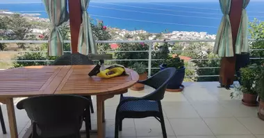 Вилла   с балконом, с мебелью, с кондиционером в Кирения, Северный Кипр