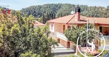 4 bedroom house in Fourka, Greece