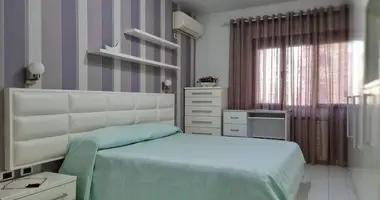 Apartamento 3 habitaciones en Tirana Municipality, Albania