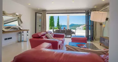 Villa 5 Zimmer mit Möbliert, mit Klimaanlage, mit Meerblick in Lustica, Montenegro