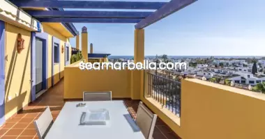 Penthouse 4 bedrooms in Marbella, Spain