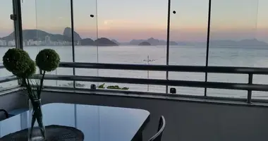 Mieszkanie 3 pokoi w Regiao Geografica Imediata do Rio de Janeiro, Brazylia