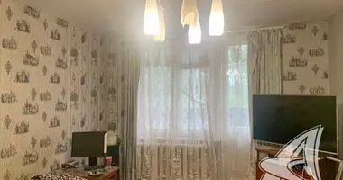 Wohnung 3 Zimmer in Tscharnautschyzy, Weißrussland