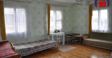 Dom w Dabryniouski siel ski Saviet, Białoruś
