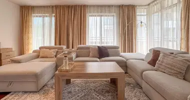 Apartamento 4 habitaciones en Varsovia, Polonia