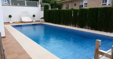 Villa 5 bedrooms with Garage in Carcaixent, Spain