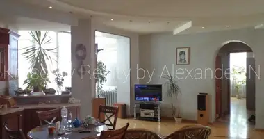 3 room apartment in Sievierodonetsk, Ukraine