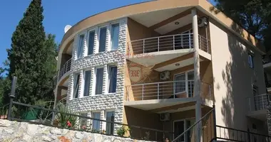 Casa 6 habitaciones en Montenegro