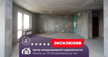 Apartamento 3 habitaciones en Minsk, Bielorrusia