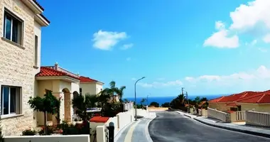 Villa 4 habitaciones con Vistas al mar, con Piscina, con Vista a la montaña en Peyia, Chipre