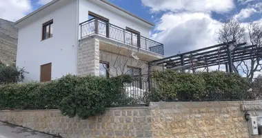 4 bedroom house in Rijeka-Rezevici, Montenegro