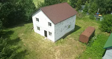 Haus in Piatryskauski sielski Saviet, Weißrussland