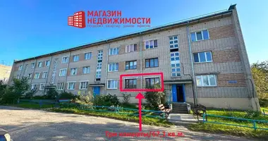 Apartamento 3 habitaciones en Viercialiski, Bielorrusia