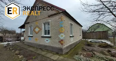 Maison dans Vialikija Lepiasy, Biélorussie