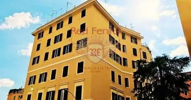 Apartamento 3 habitaciones en Roma, Italia