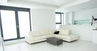 Wohnung 2 zimmer in Warschau, Polen
