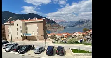 Wohnung 2 Zimmer in Dobrota, Montenegro