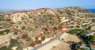 Plot of land in Ayios Thomas, Cyprus