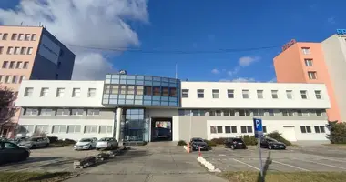 Склад 1 000 м² в Братислава, Словакия