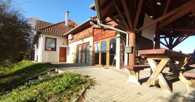 Commercial property 270 m² in Kehidakustany, Hungary