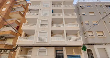 2 bedroom apartment in Torrevieja, Spain