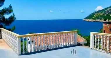 Casa 3 habitaciones en Kunje, Montenegro