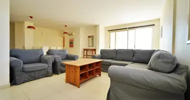 Apartamento 3 habitaciones en Larnaca, Chipre