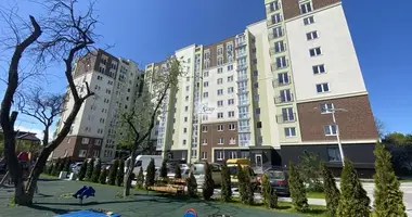 Mieszkanie 3 pokoi w Kaliningrad, Rosja