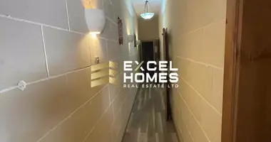 2 bedroom apartment in Munxar, Malta