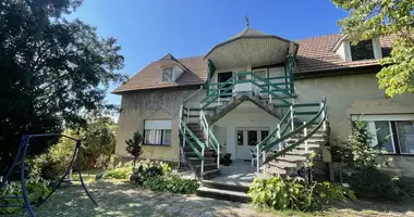 4 room house in Revfueloep, Hungary